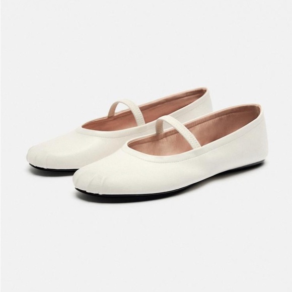 Zara RUCHED BALLET FLATS. White. Size 7.5. New with Tags. - Picture 3 of 7